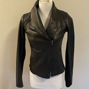 Vince XSmall Soft Leather Black Cropped Bomber Jacket